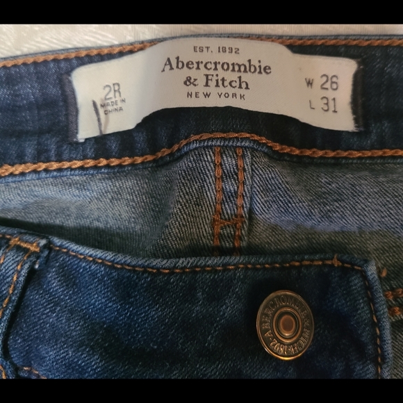 A&F Skinny Jeans - Picture 7 of 12